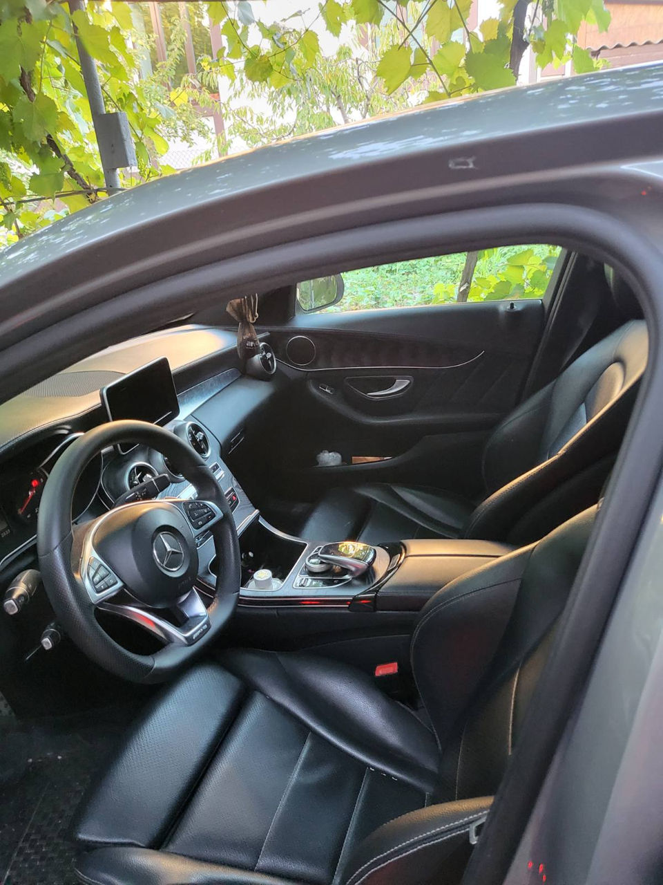 Mercedes C-Class foto 3
