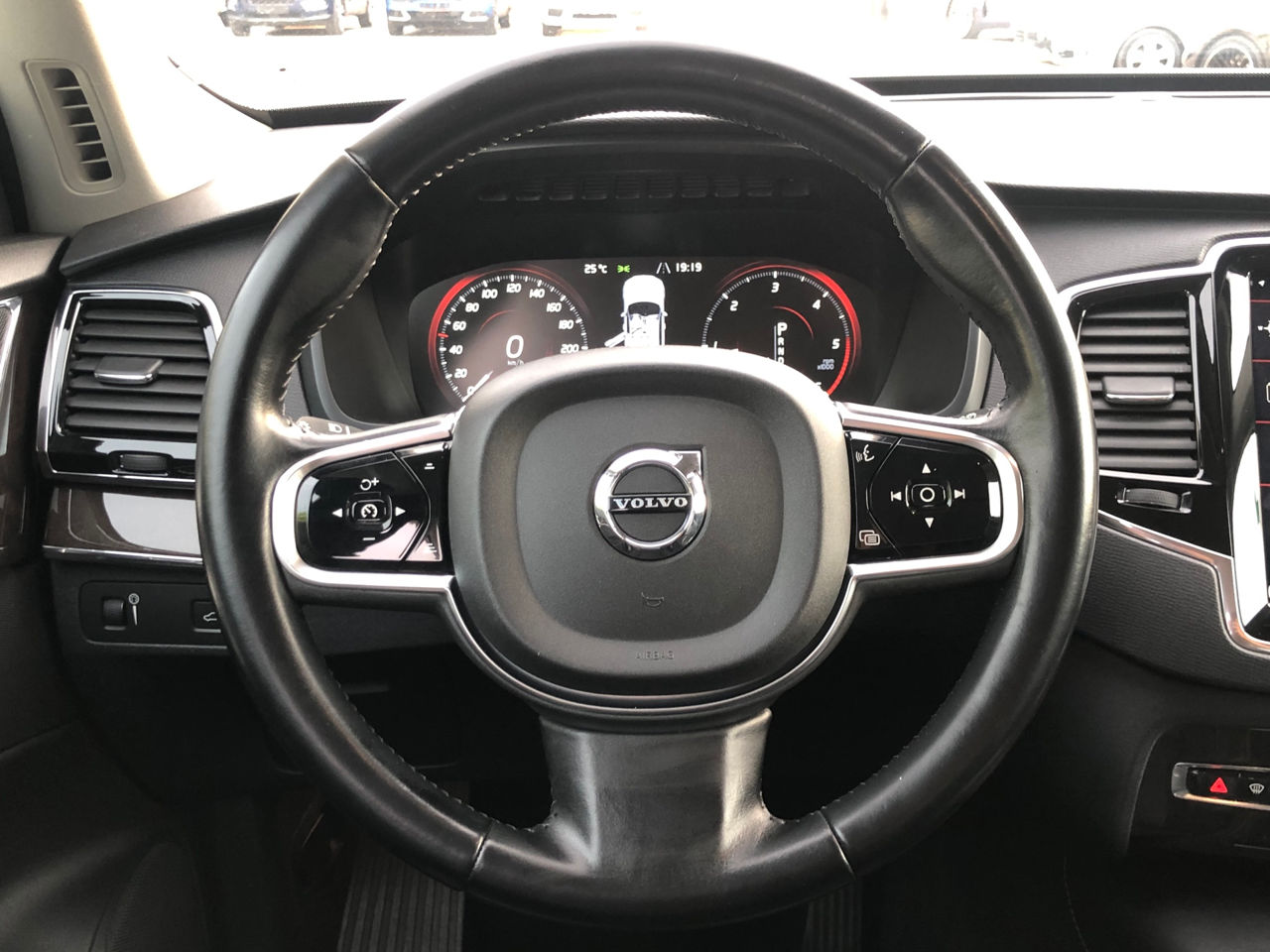 Volvo XC90 foto 7