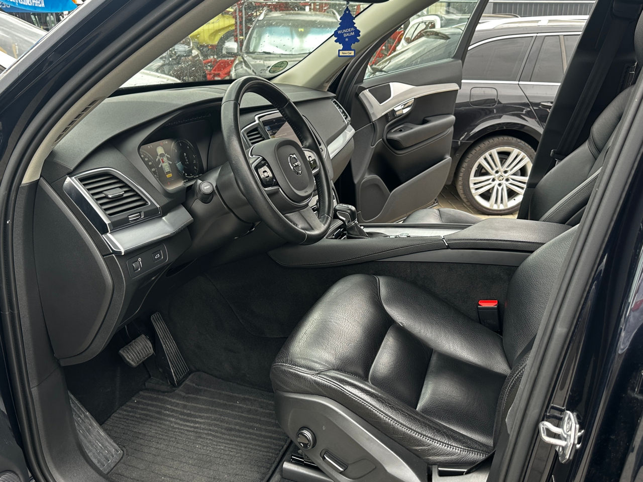 Volvo XC90 foto 6