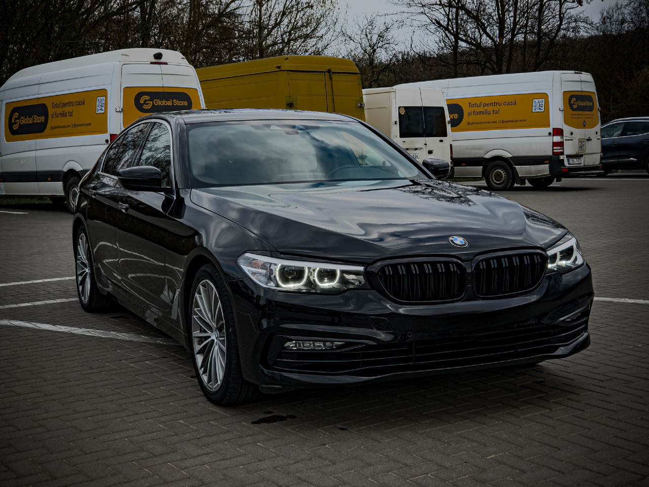 BMW 5 Series foto 2