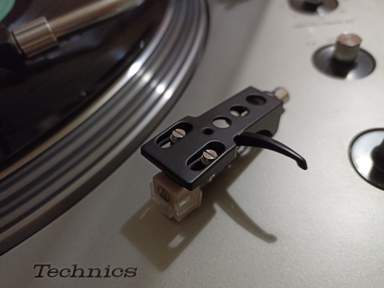 Новый виниловый картридж Audio Technica AT-3600 в сборе с новым Хедшелом