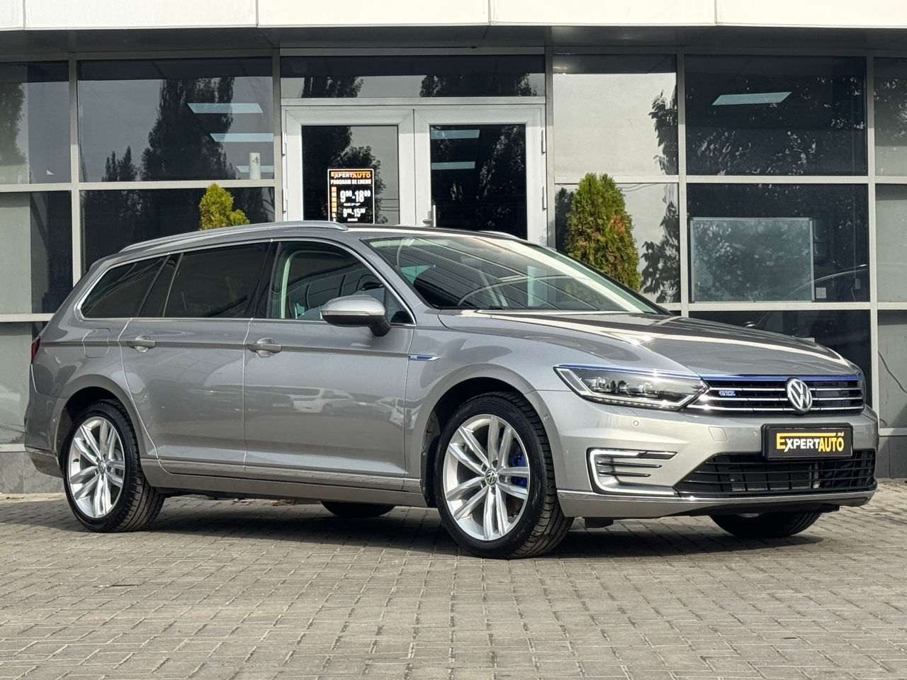 Volkswagen Passat — fotografia 3