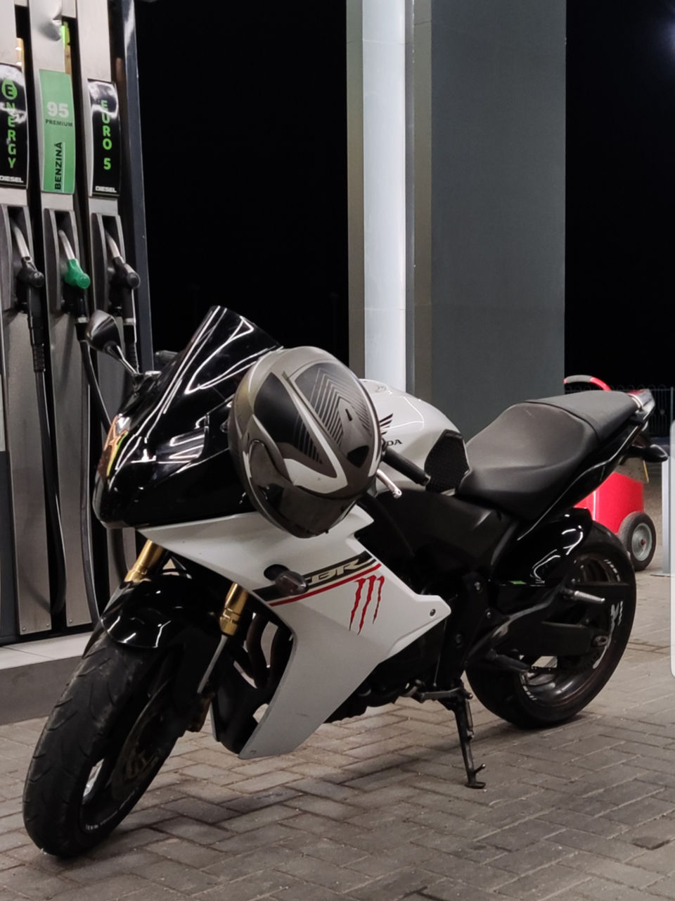Honda CBR600F