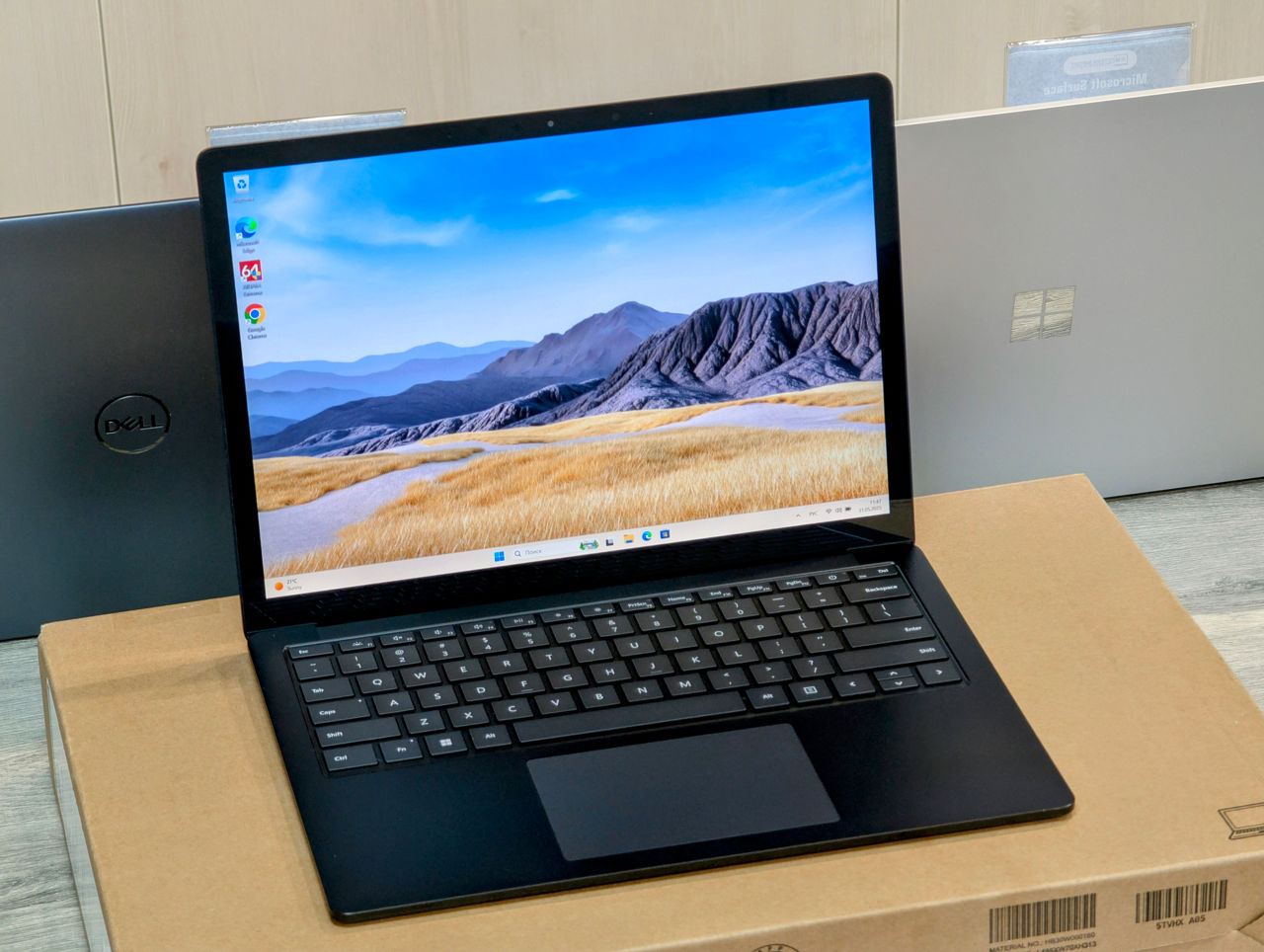 Microsoft Surface Laptop 4 (Core i7 1185G7/16Gb DDR4/256Gb SSD/13.5" PixelSense TouchScreen) фото 2