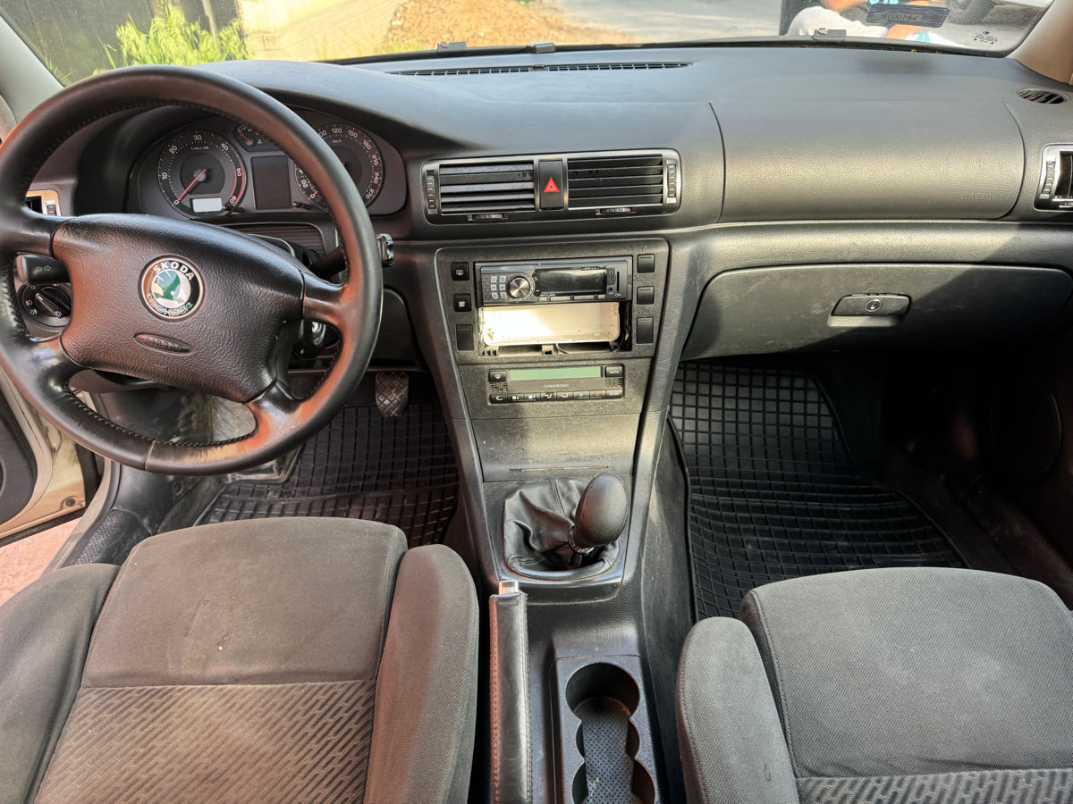 Dezmembrez Skoda superb 1 1.9 tdi / piese Skoda superb 1  foto 5