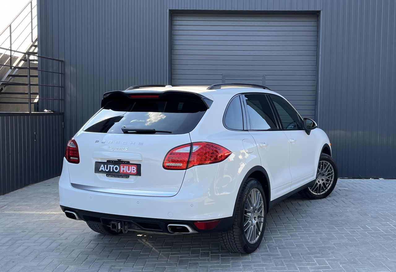 Porsche Cayenne foto 4