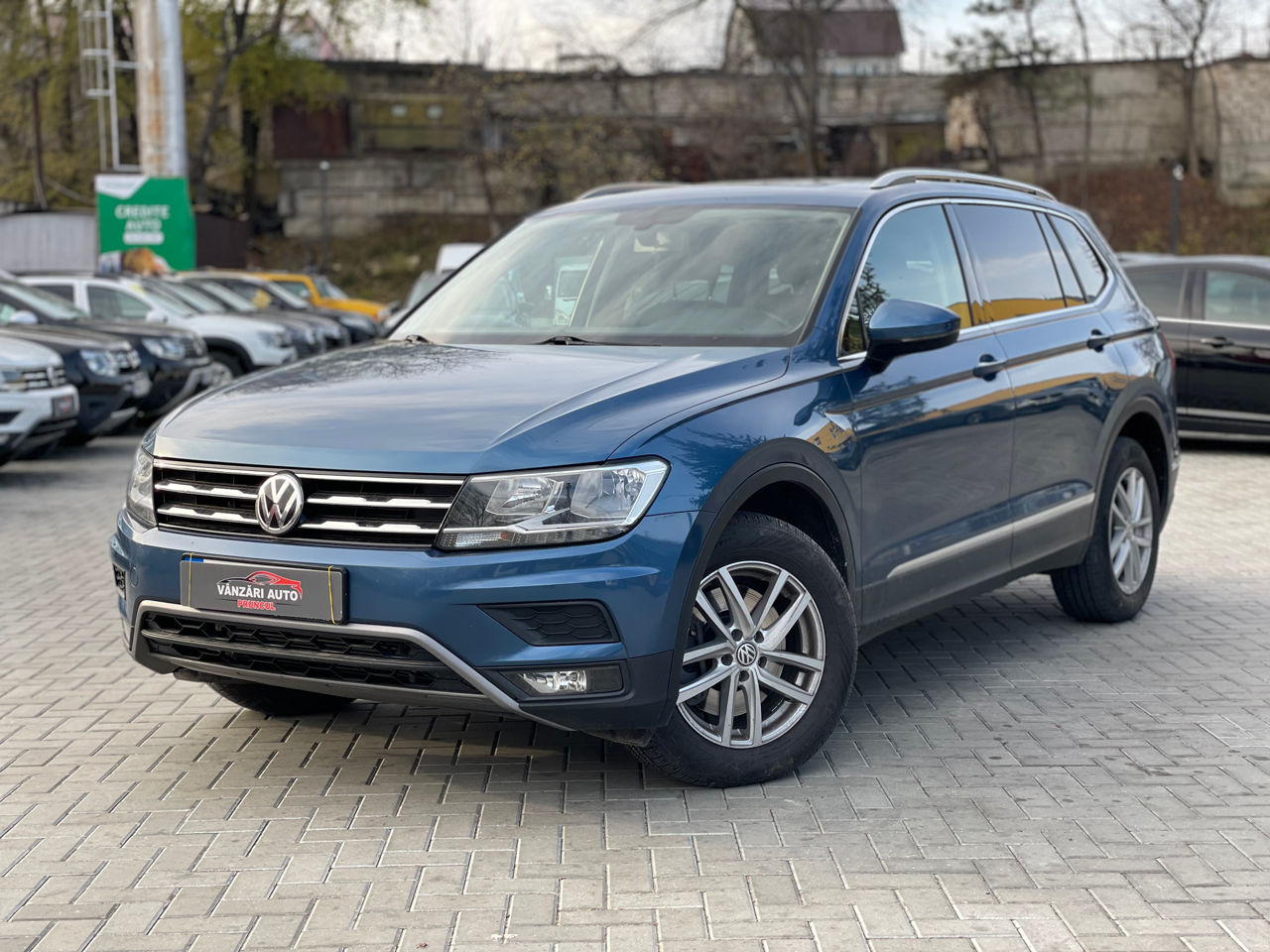 Volkswagen Tiguan фото 1