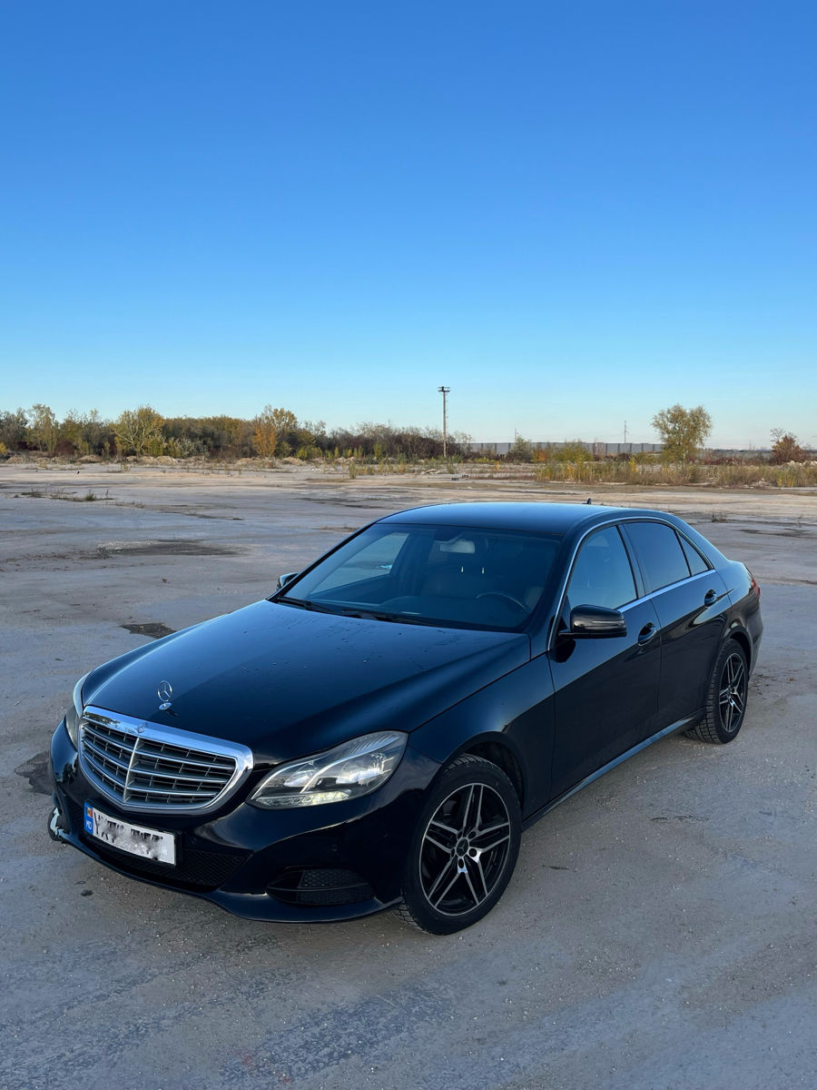 Mercedes E-Class 2014 г. с пробегом 280000 км, Газ / Бензин (метан), 12750 €