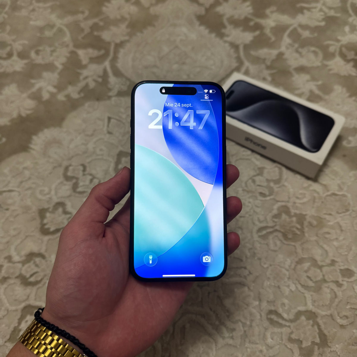 iPhone 15 Pro 128GB Blue Titanium foto 1