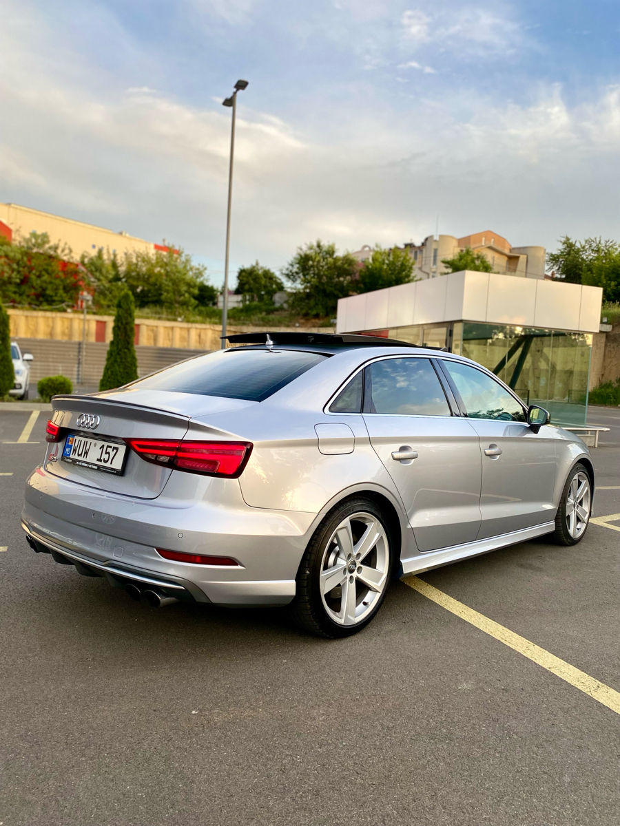Audi S3 foto 2