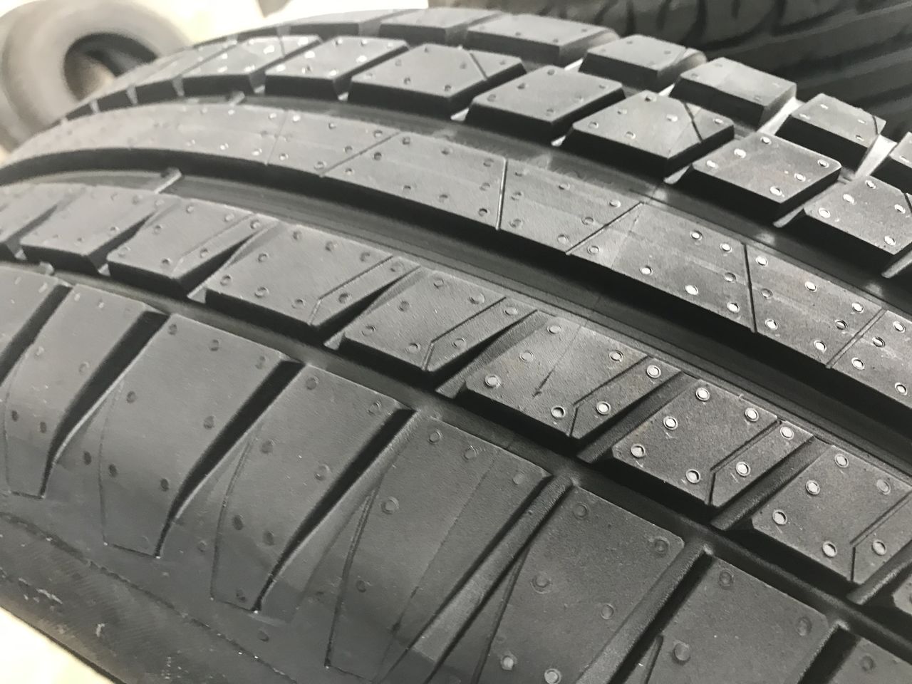 215/60 R16 Riken Road Performance (Michelin Group) / Доставка, livrare toata Moldova фото 4
