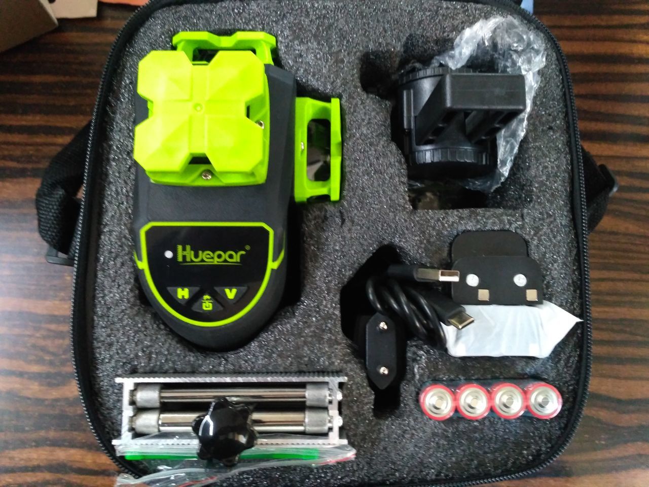 Лазерный уровень Huepar S04CG-L. Laser Osram Germany ! фото 3