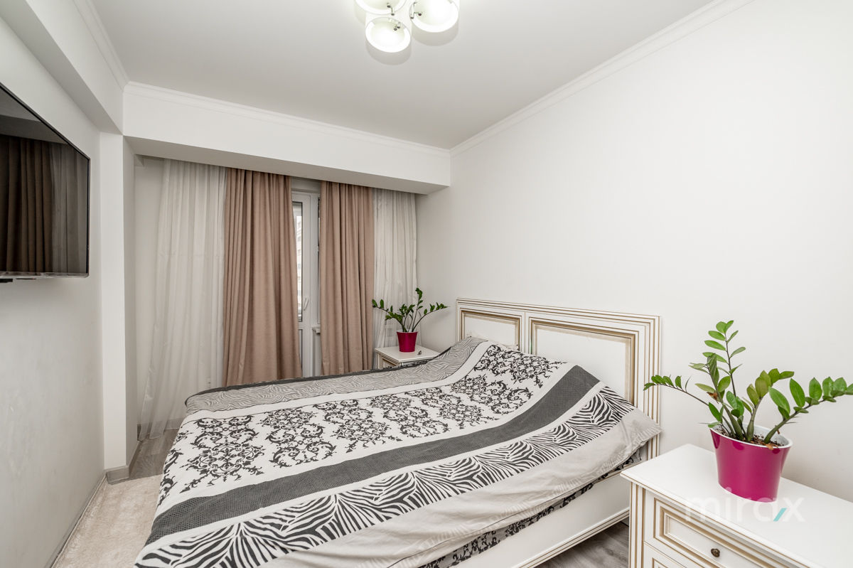 Apartament cu 2 camere, 62 m², Centru, Chișinău foto 3