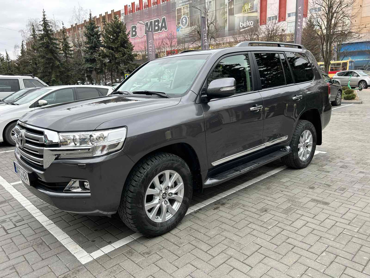 Toyota Land Cruiser foto 3