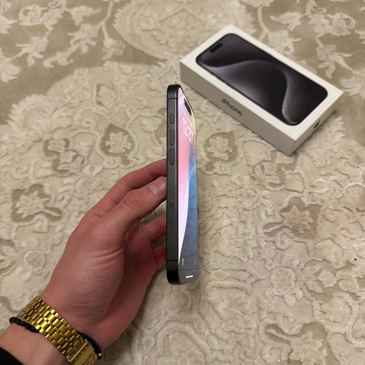 iPhone 15 Pro 128GB Black Titanium фото 2