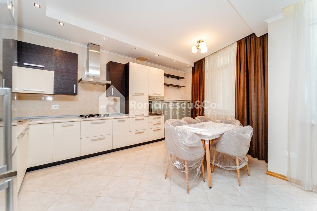 Apartament cu 3 camere, 86 m², Centru, Chișinău foto 1