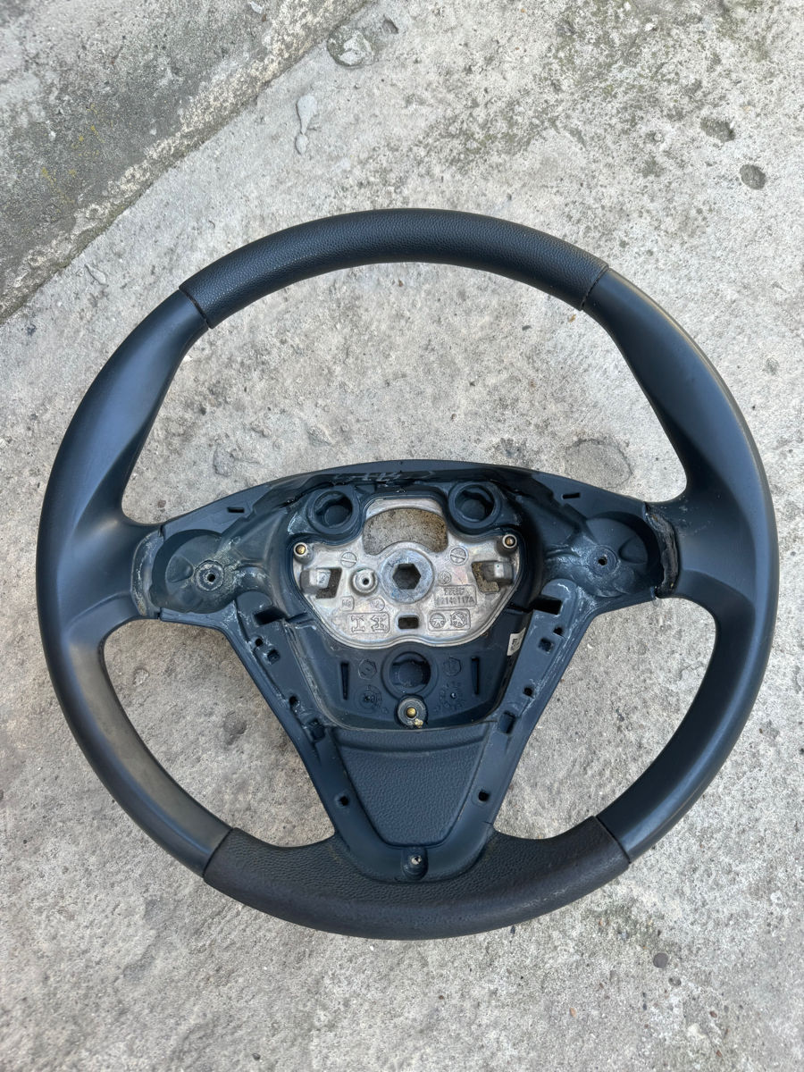 Volan Ford !  Fiesta sau alt model … foto 1