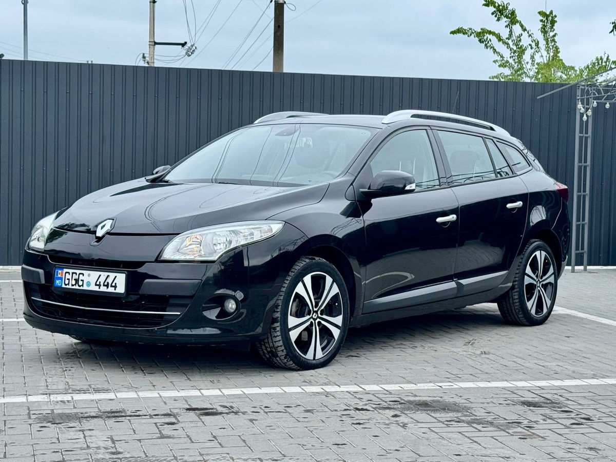 Renault Megane фото 1