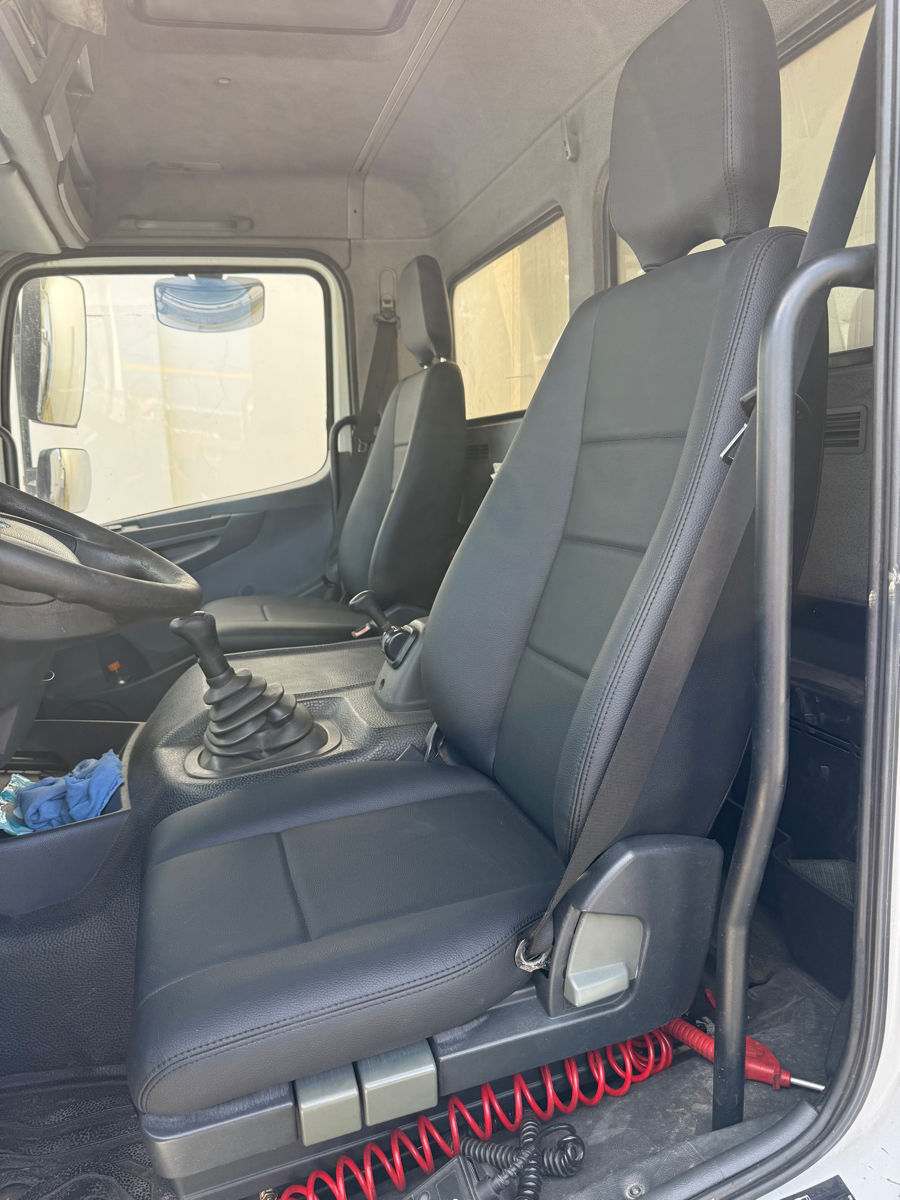 Mercedes Atego 1023 foto 2
