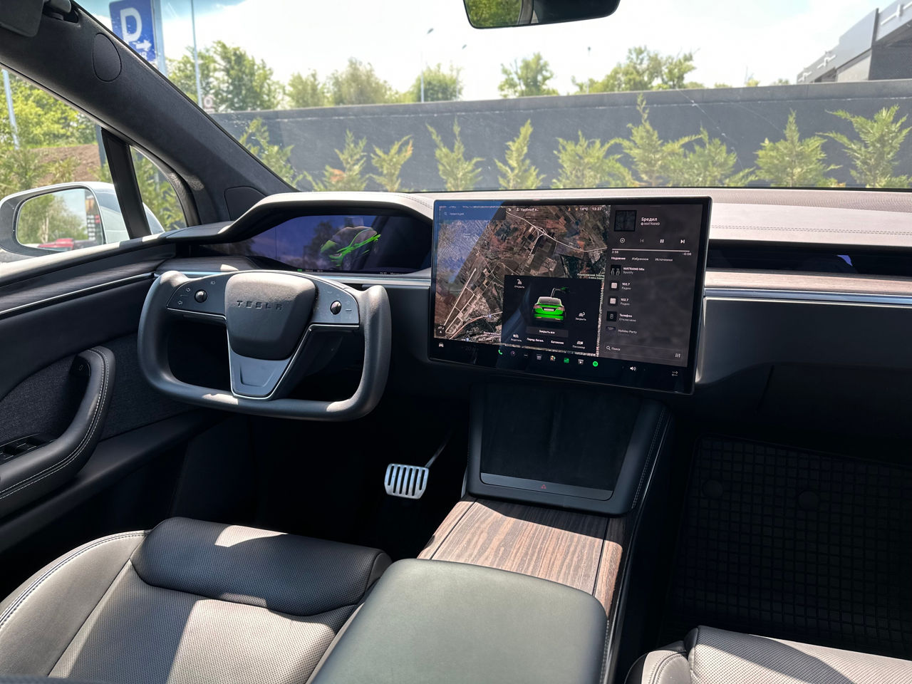 Tesla Model X foto 0