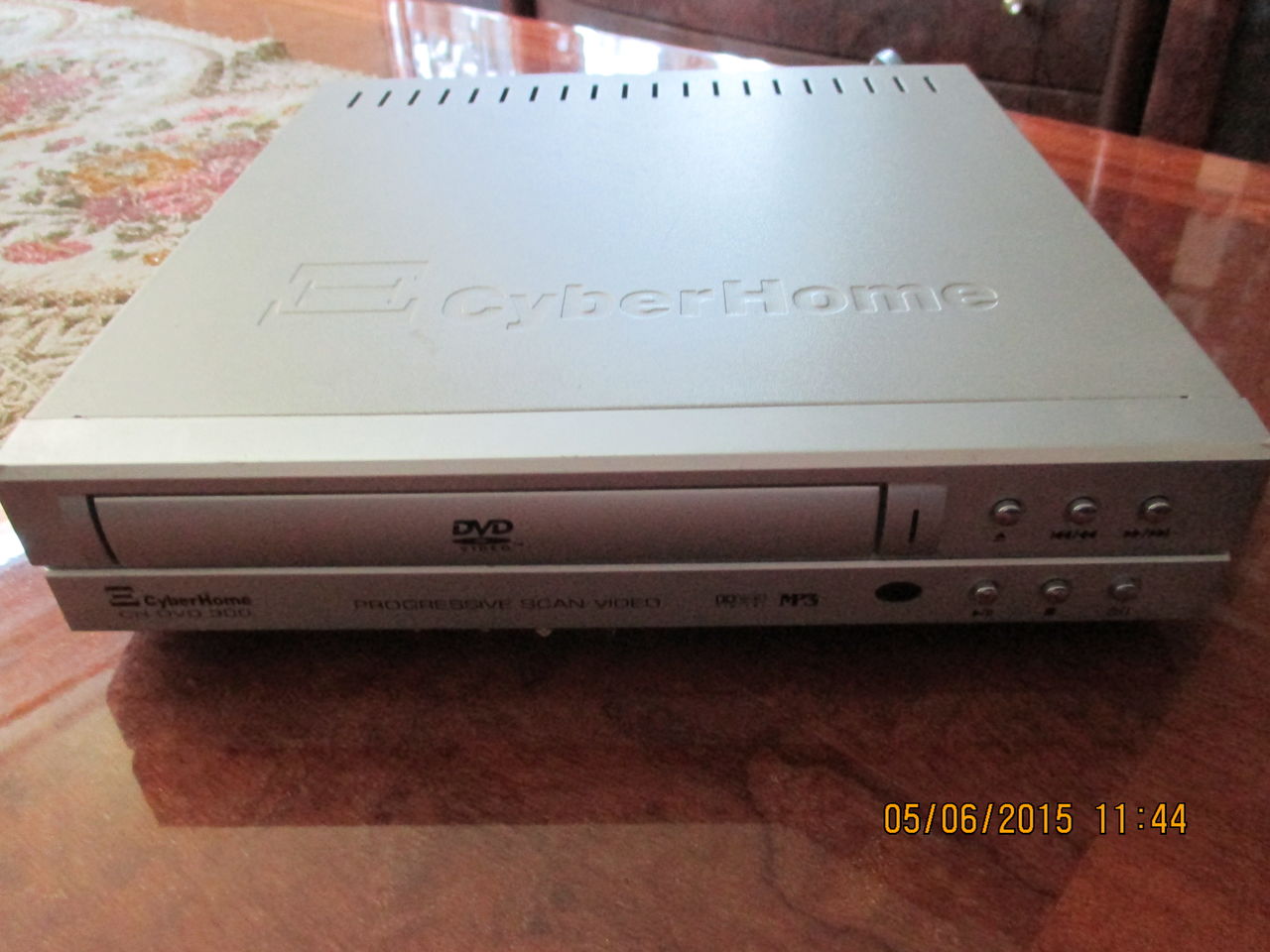 Cyber Home. Mini DVD Player with Progressive Scan foto 0