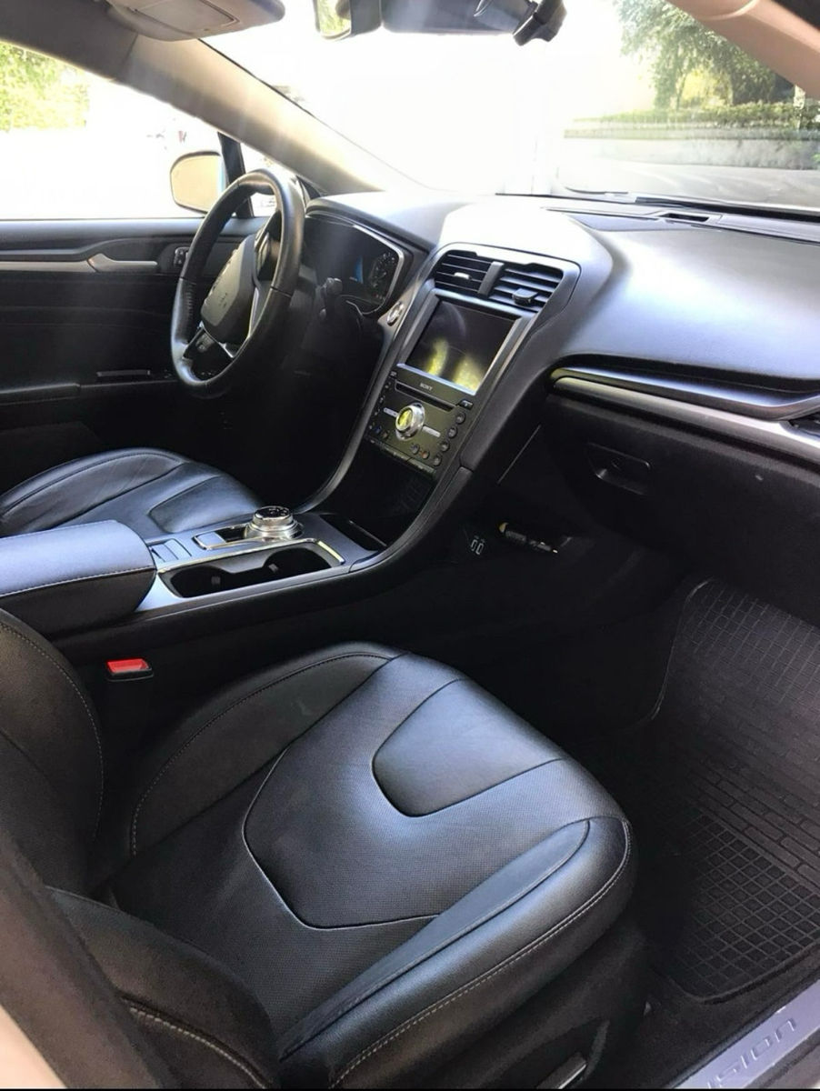 Ford Fusion Hybrid 2020 foto 7