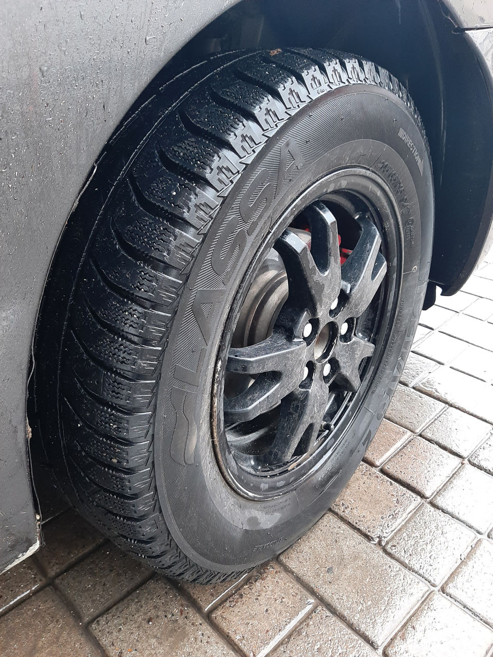 Отличная мягкая резина R15 205 / 65