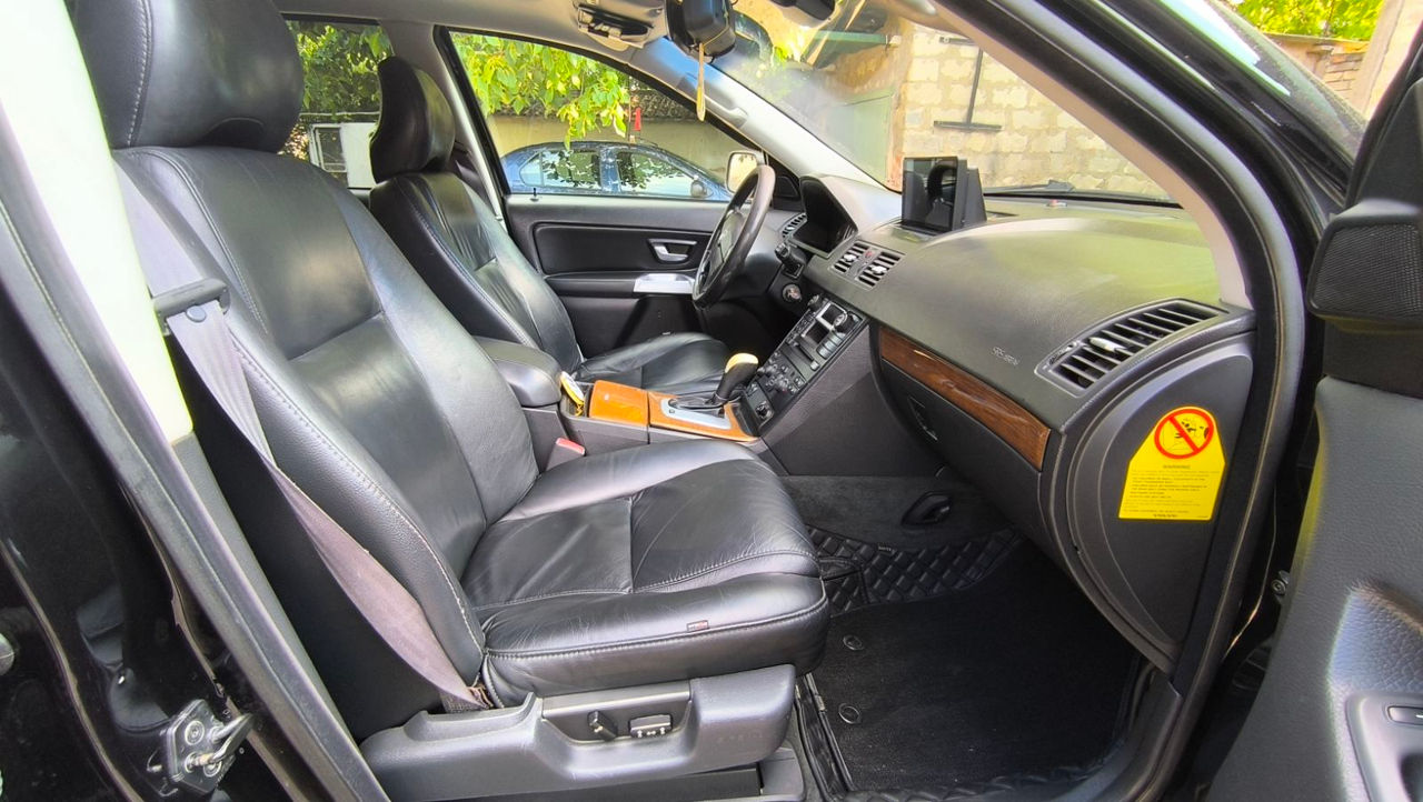 Volvo XC90 foto 6