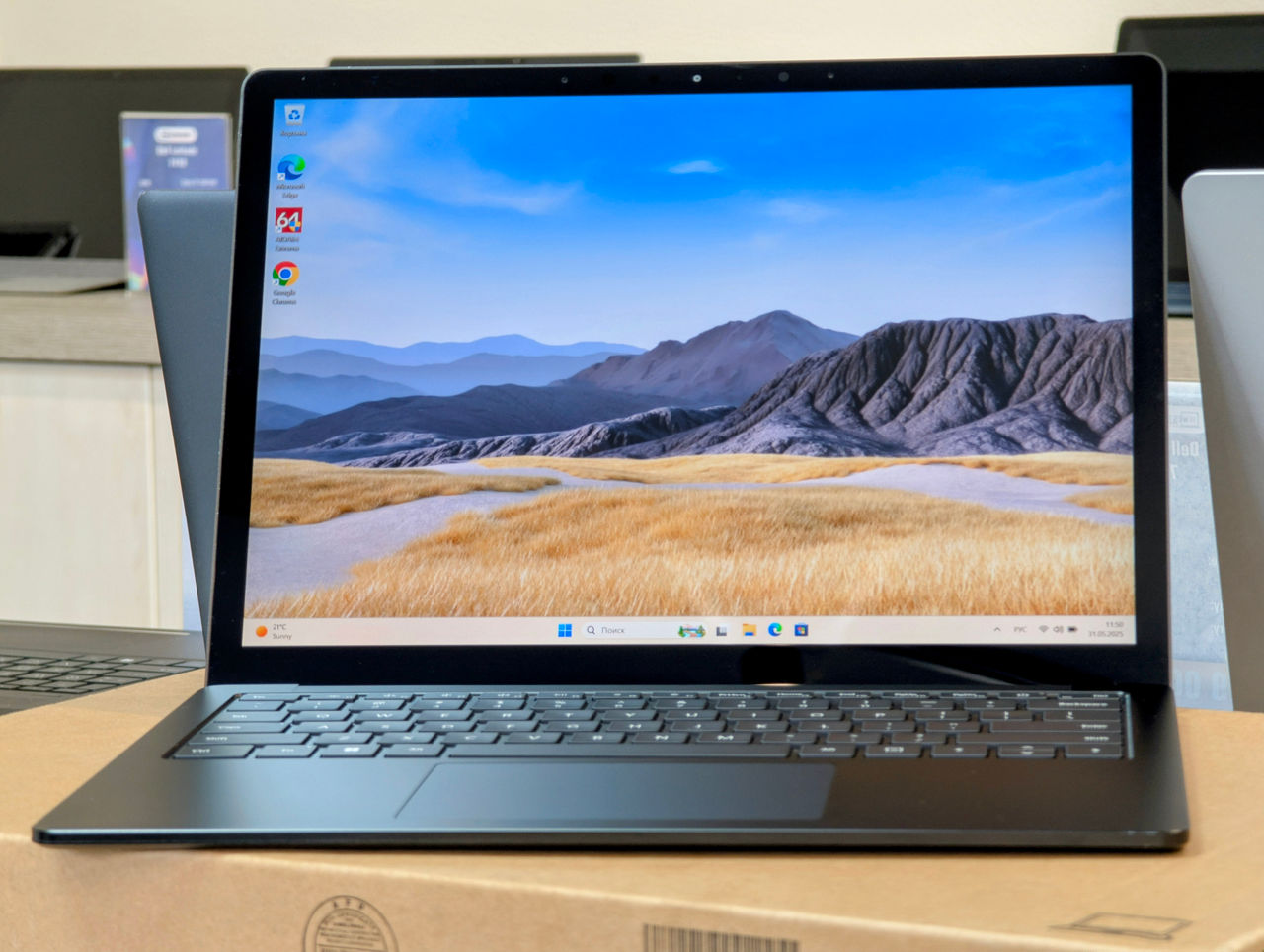 Microsoft Surface Laptop 4 (Core i7 1185G7/16Gb DDR4/256Gb SSD/13.5" PixelSense TouchScreen) фото 6