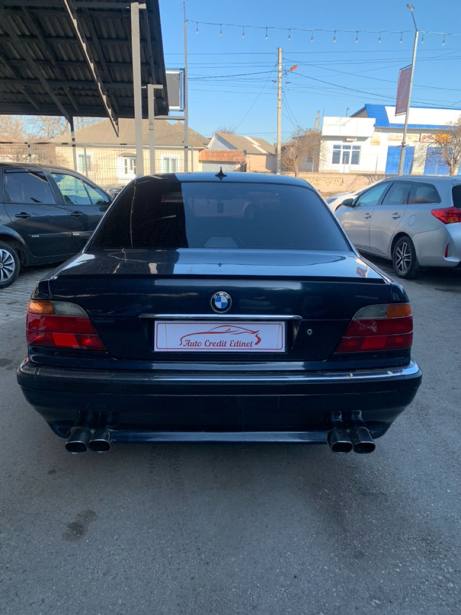 BMW 7 Series foto 5