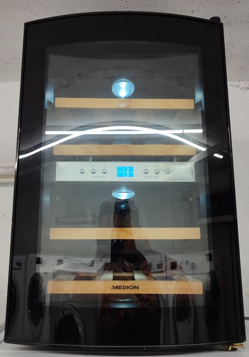 Винный холодильник фото 1