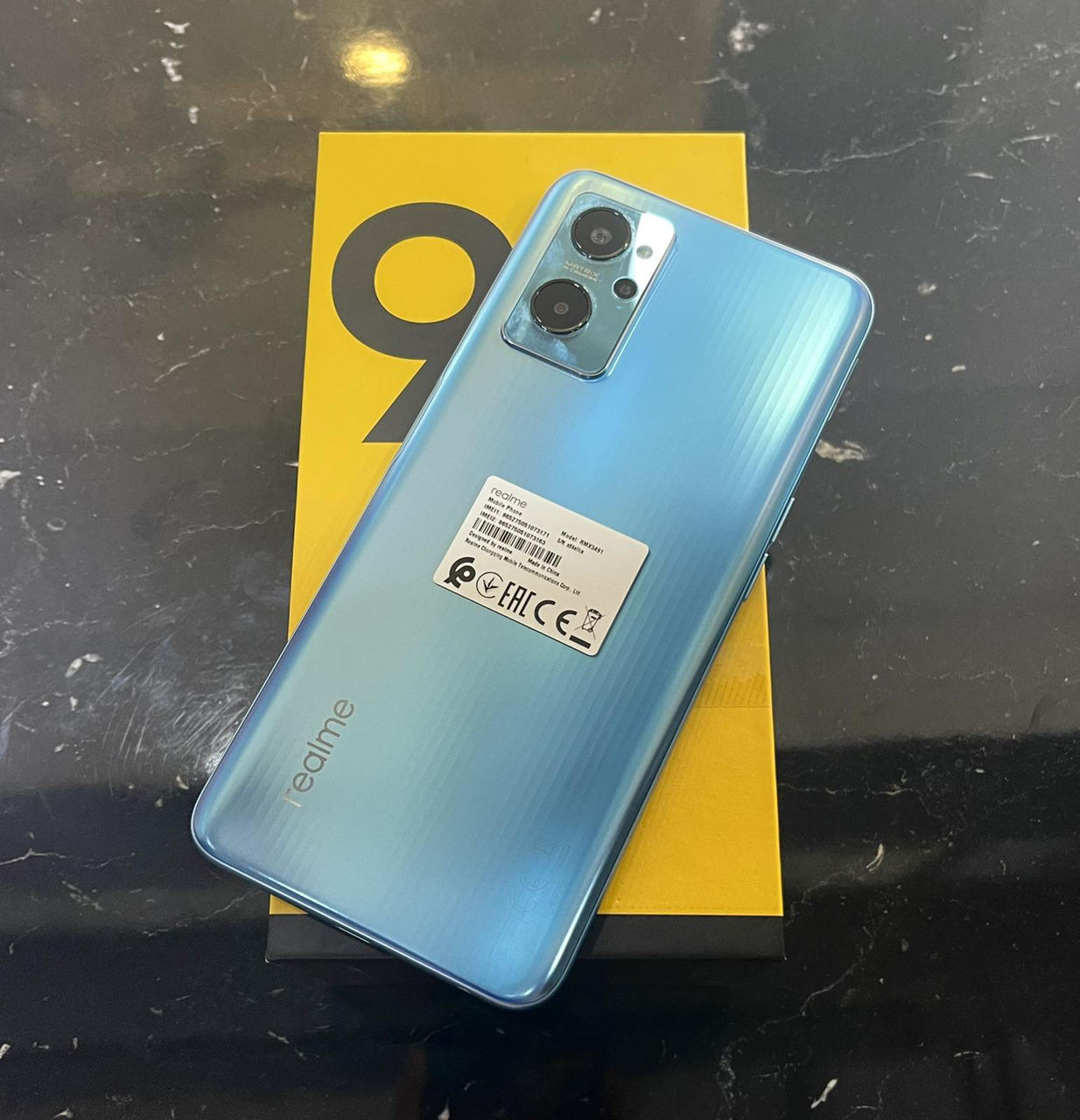 Realmi 9i