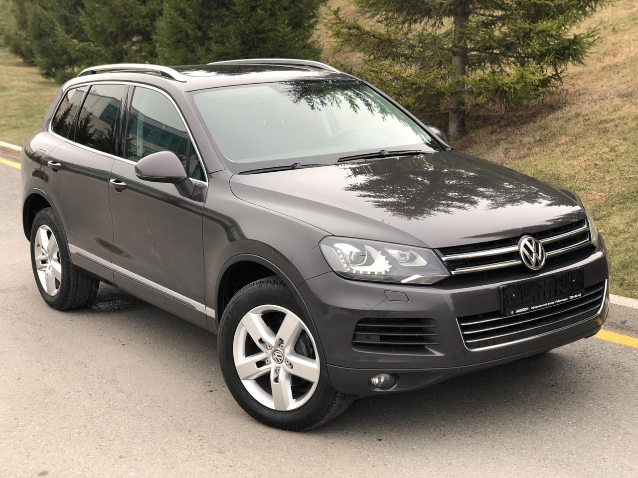 Volkswagen Touareg foto 0