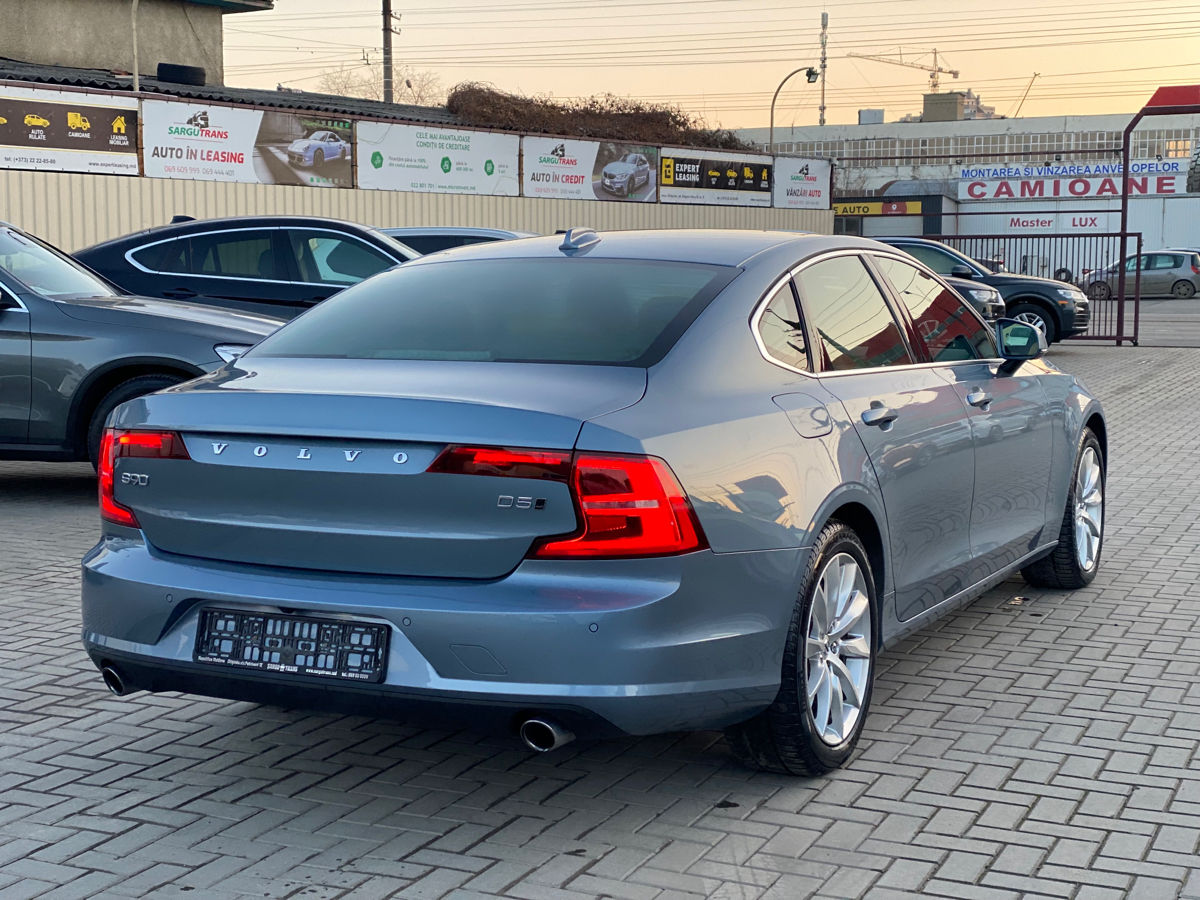 Volvo S90 foto 4