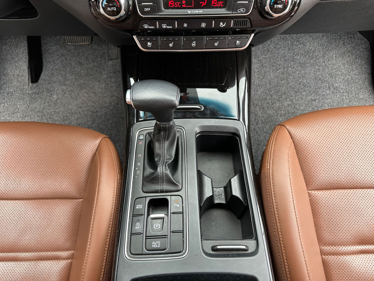 KIA Sorento foto 13