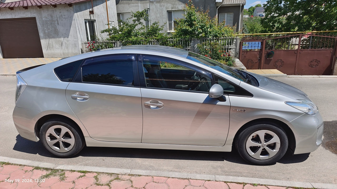 Toyota Prius foto 3