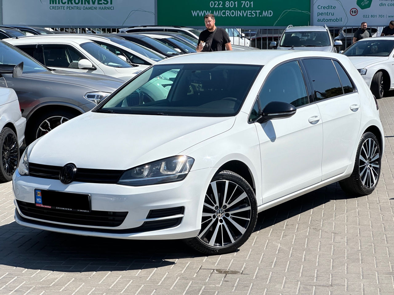 Volkswagen Golf foto 0