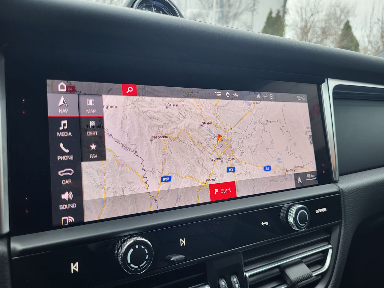 Porsche Macan фото 16