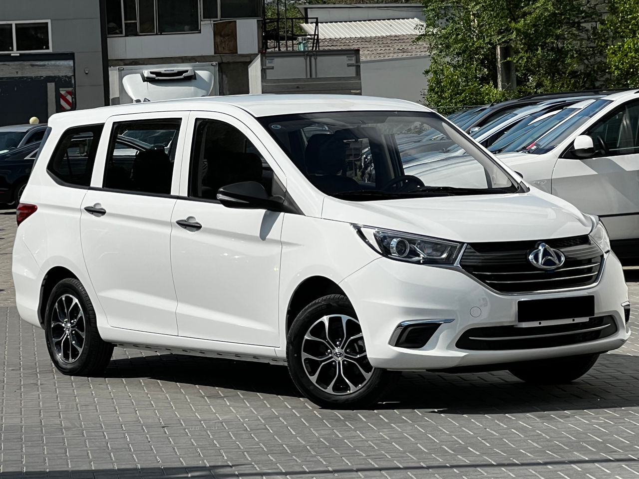 Changan Auchan A600 EV foto 0