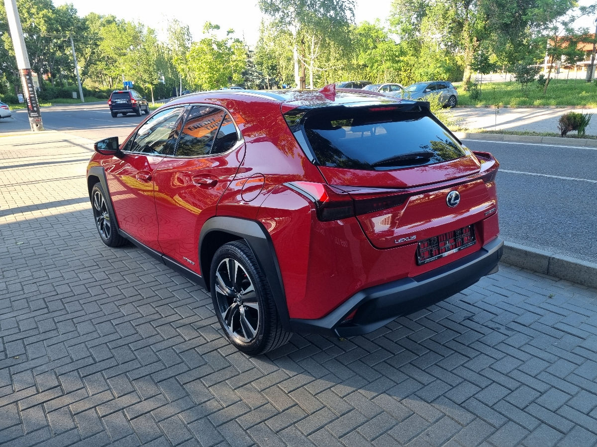 Lexus UX 2019 photo 7