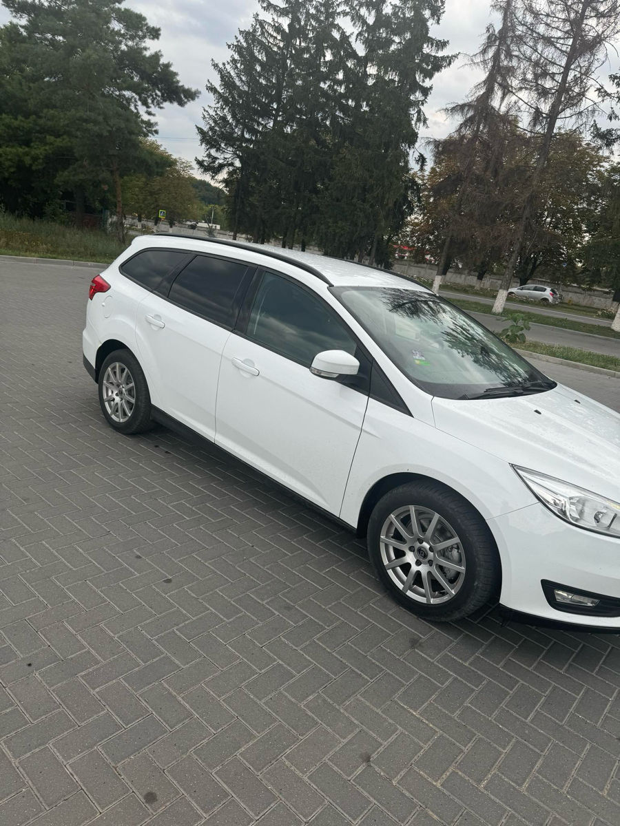 Ford Focus foto 1