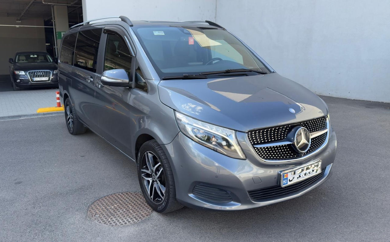 Mercedes V-Class фото 0