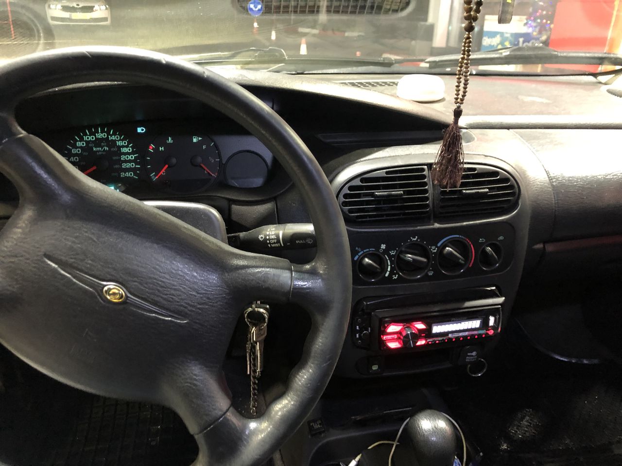 Chrysler Neon foto 6