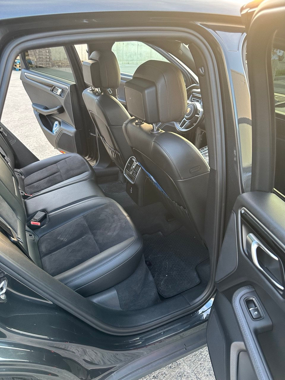 Porsche Macan фото 9