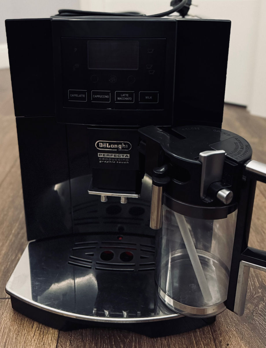 Espressor automat DeLonghi Perfecta Cappuccino, Graphic Touch, 1350W, 15 bari foto 1