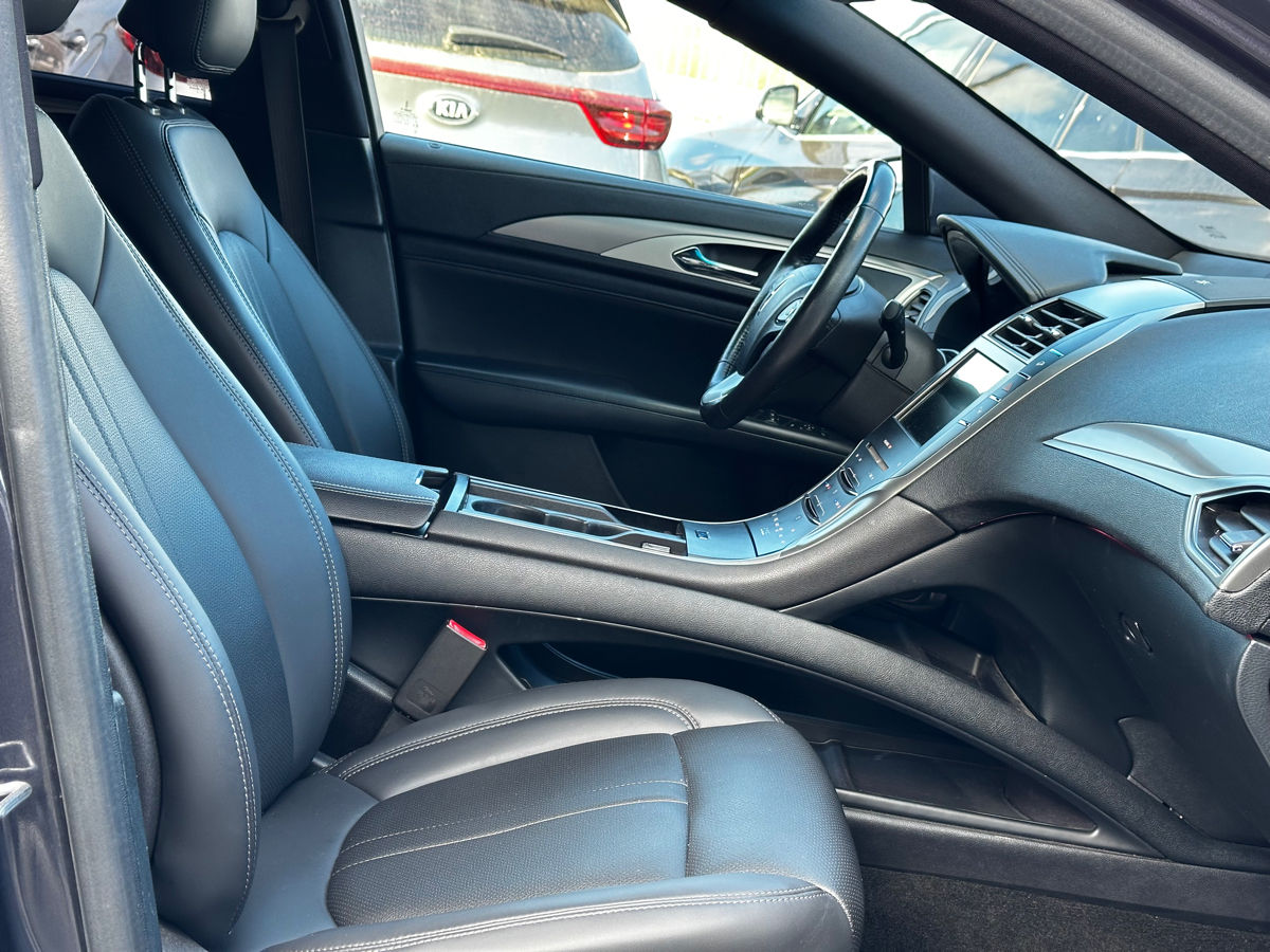 Lincoln MKZ foto 11