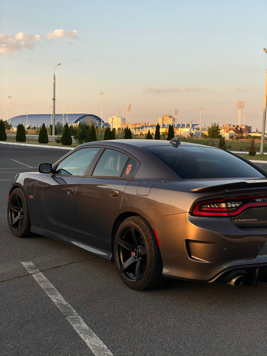 Dodge Charger foto 7