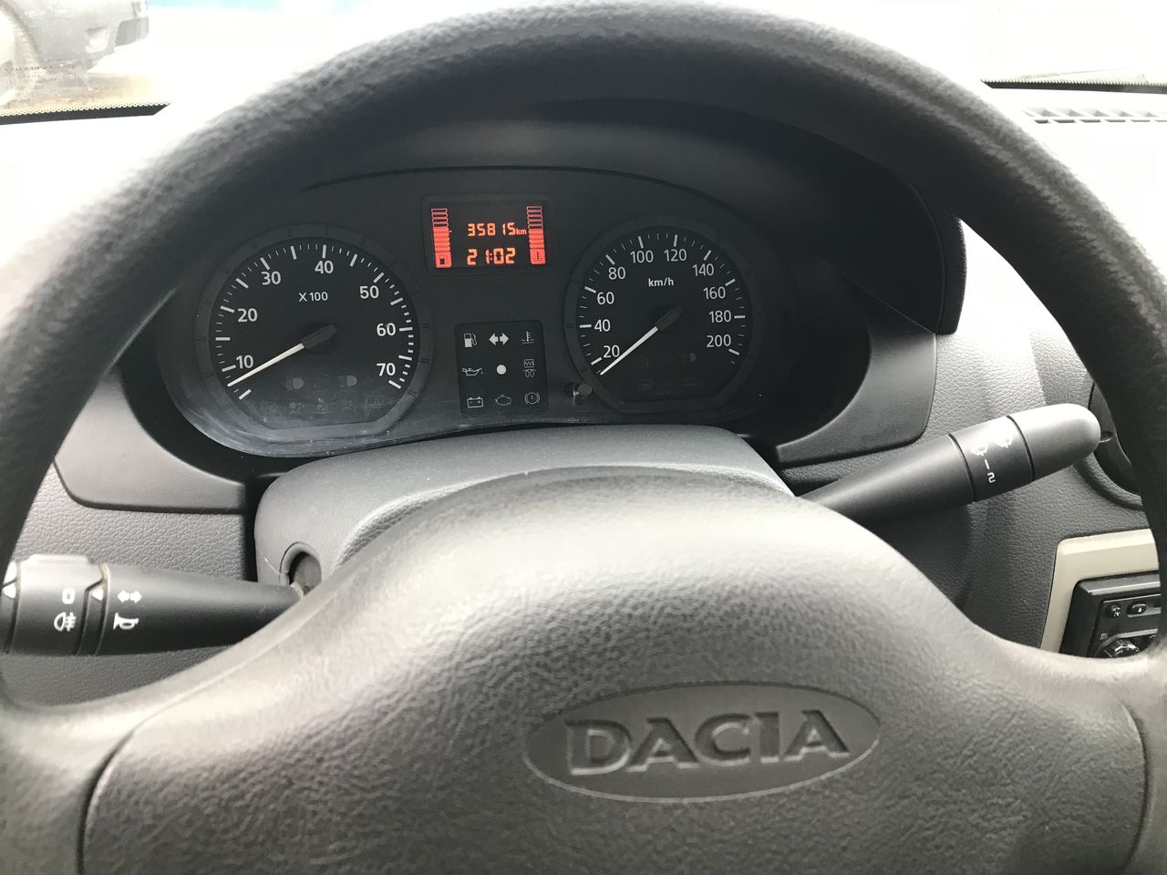 Renault Dacia Logan Pick-Up фото 5