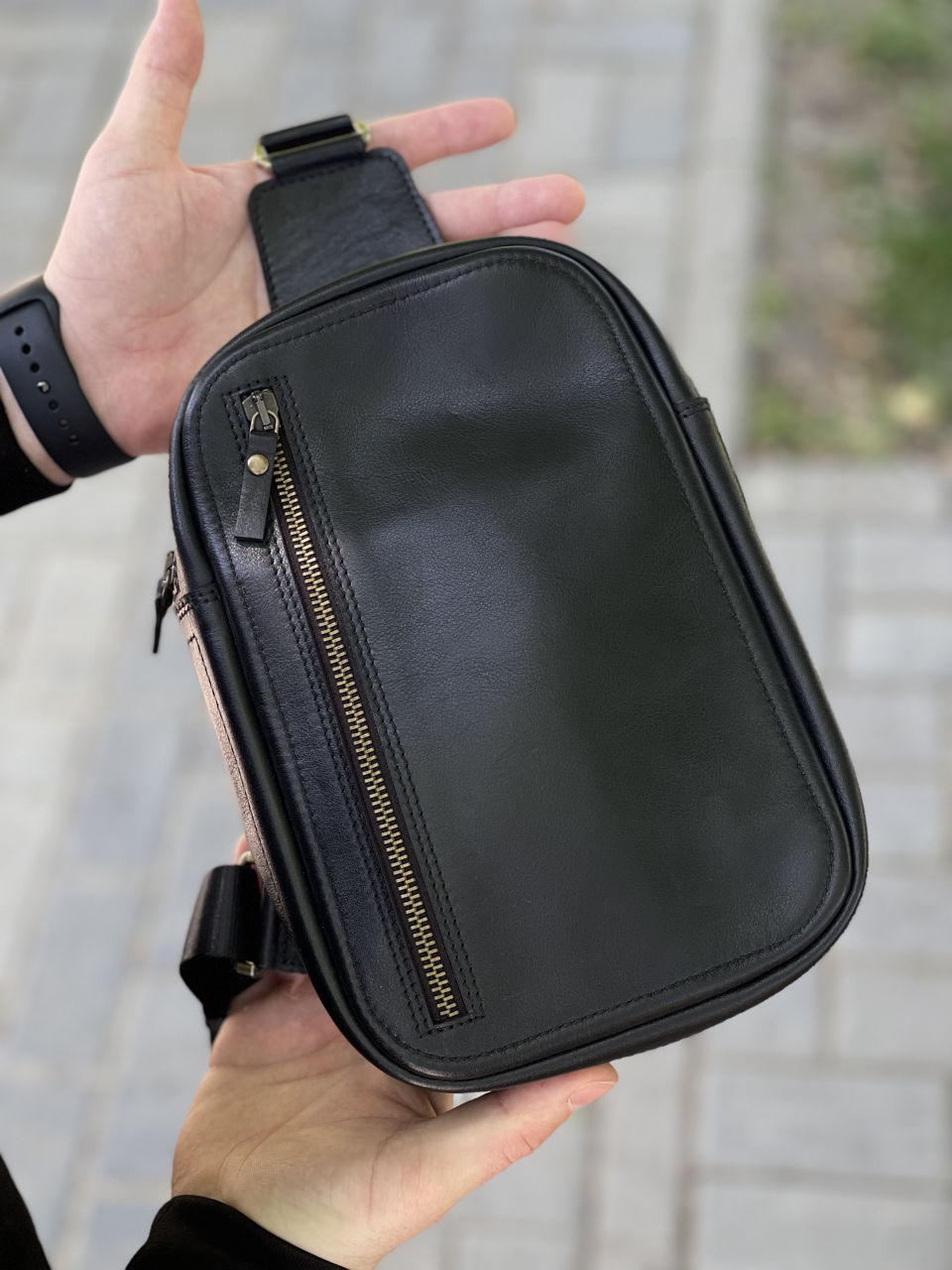 Мужская кожаная сумка слинг ручная работа geanta de piele pentru barbati