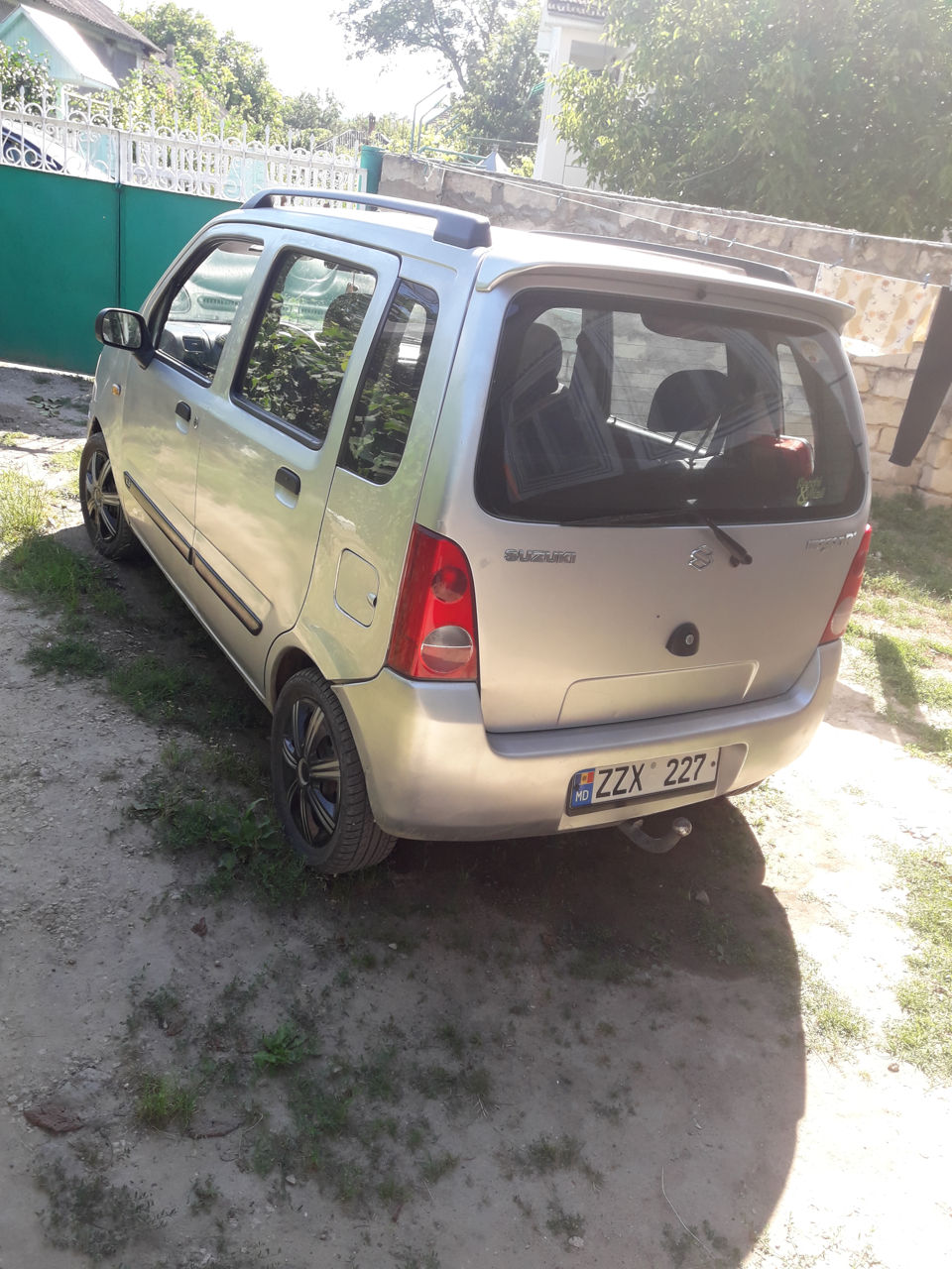 Suzuki Wagon R+